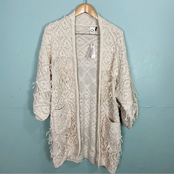 Anthropologie Akemi Kin Blanket Cardigan‎ Textured Fringe OS - Picture 3 of 6